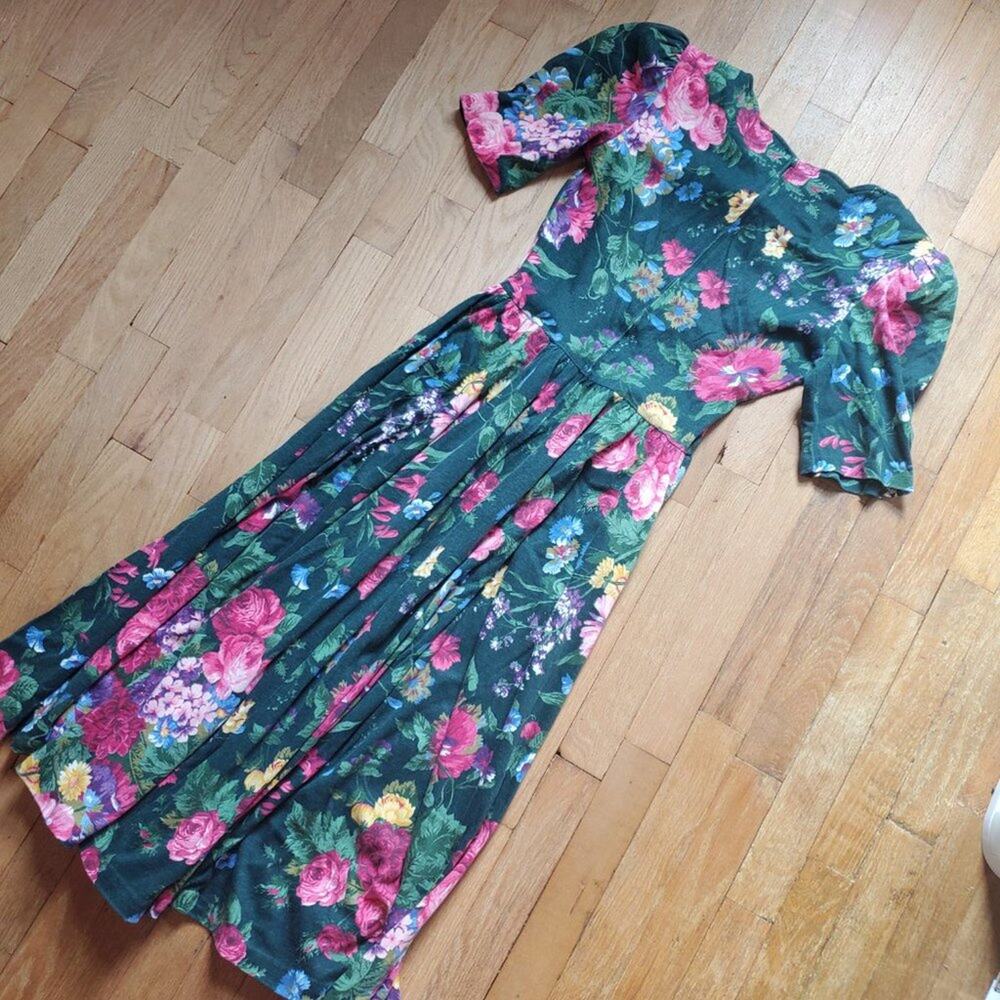 Vintage 80's Forest Green Floral A Line Fit and Flare Half Sleeve Midi Dress - Picture 5 of 12